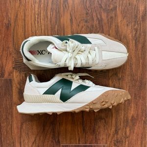 Mens Shoe size 11.5 - New Balance XC 72